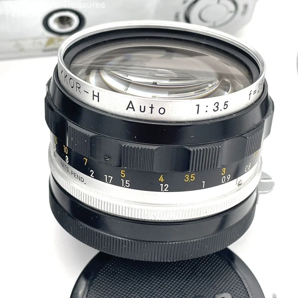 Vintage Nikon‎ F 35mm SLR Camera Kit Nikkor Lenses 50mm 200mm Untested